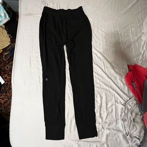 Lululemon Men’s Small Joggers-Black